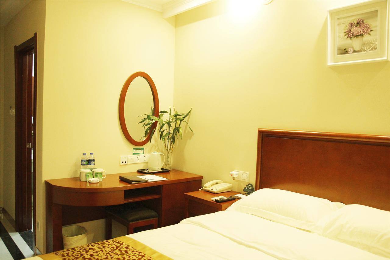 Greentree Inn Guangxi Nanning East Wuyi Road Express Hotel Buitenkant foto